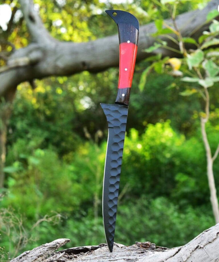 Damascus steel fillet knife with ergonomic handle for precision cutting