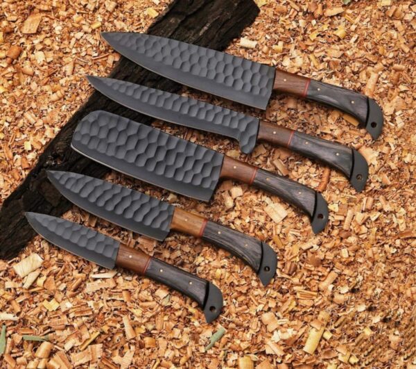 Premium Damascus steel chef knife set with razor-sharp professional kitchen knives